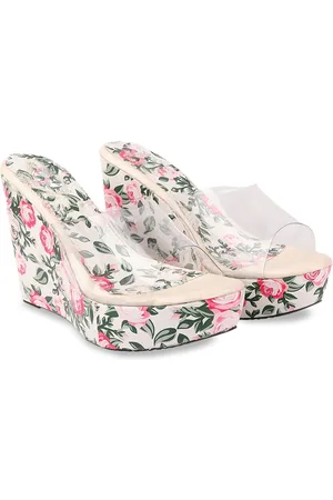 Shoetopia Girls Printed Wedge Sandals