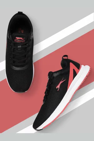 Slazenger Men Black & Red Woven Design Running Shoes