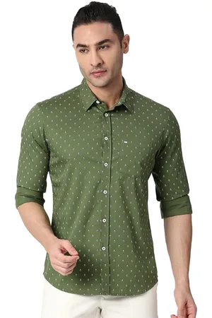Basics Micro Ditsy Printed Spread Collar Curved Cotton Slim Fit Casual Shirt