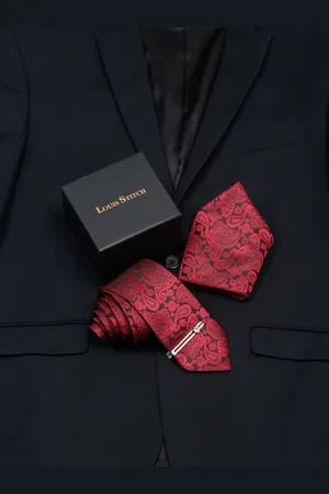 LOUIS STITCH Men