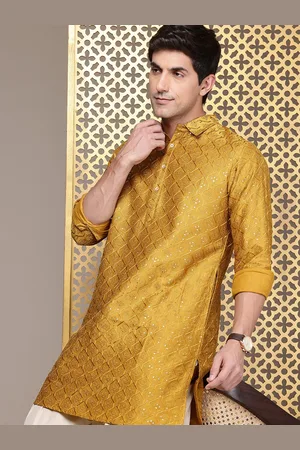 House of Pataudi Floral Embroidered Sequinned Jashn Kurta with Salwar