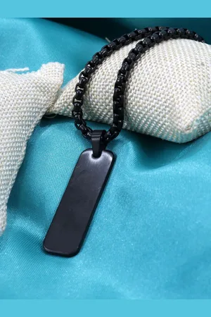 Krelin Men Stainless Steel Contemporary Edge Pendant With Chain