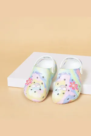Pantaloons Girls Printed Clogs