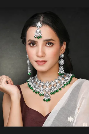 Peora Silver-Plated Kundan Stone Studded & Beaded Jewellery Set