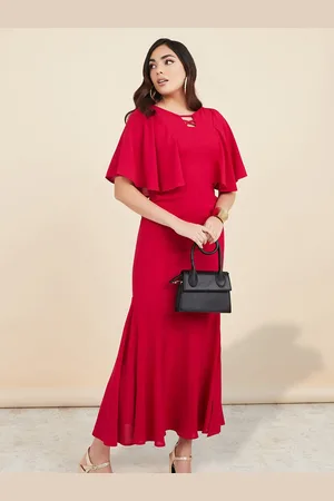 Styli Round Neck Flared Sleeve Maxi Dress
