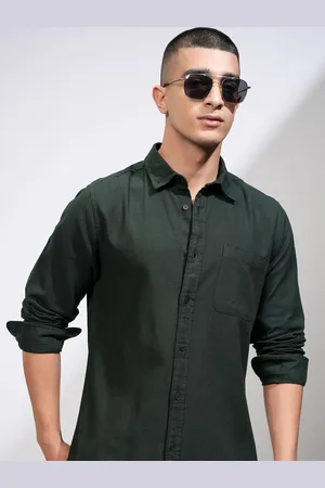 Highlander Men Solid Button-Down Collar Slim Fit Casual Shirt