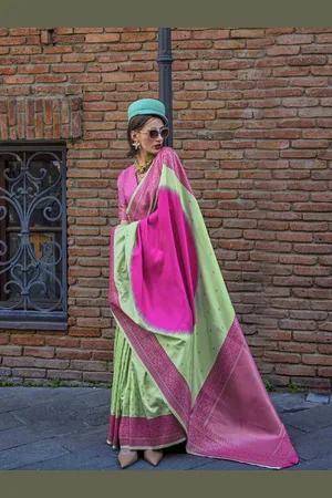 DIVASTRI Tie and Dye Dyed Zari Saree