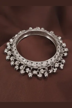 I Jewels Women Set Of 2 Silver-Plated Ghungroo-Beaded Bangles