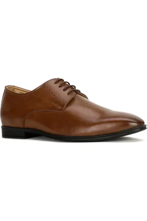 Bata Men Textured Formal Derbys