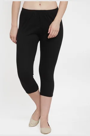 Jinfo Women Black Solid Slip On Capris