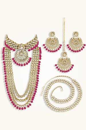 Peora Gold-Plated Kundan Stone-Studded & Beaded Jewellery Set