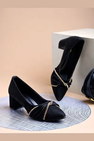 Shoetopia Girls Embellished Block Heel Pumps