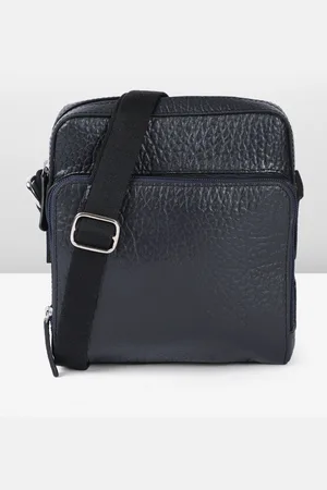 Hidesign Men Textured Leather Messenger Bag