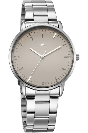 Fastrack Men Stunners X SpecialEdition Dial & Bracelet Style Analogue Watch 38159SM01