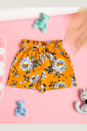 Cutiekins Girls Floral Printed Mid-Rise Shorts