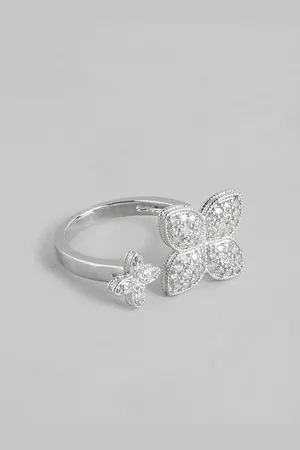 DressBerry Stone Studded Flower Shaped Finger Ring