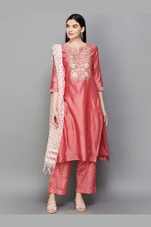 Lifestyle Ethnic Motifs Embroidered Chanderi Silk Kurta With Pyjama & Dupatta