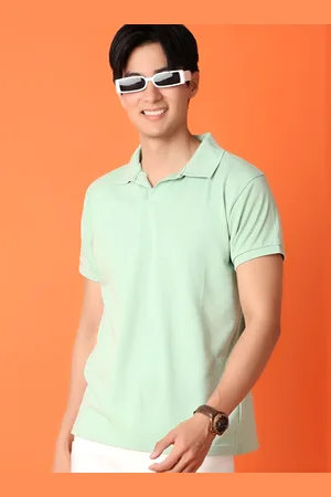 V-Mart Men Solid Polo Collar Cotton Slim Fit T-shirt