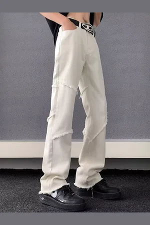 HERE&NOW Men Regular Fit Mid-Rise Slash Knee Jeans