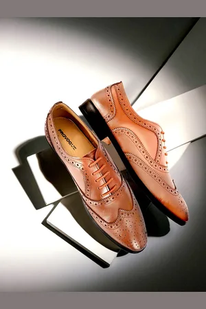 Provogue Men Textured Leather Formal Brogues