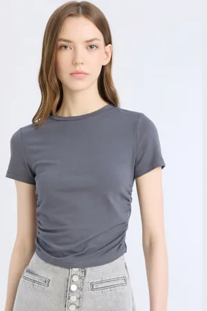 DeFacto Women Pockets T-shirt