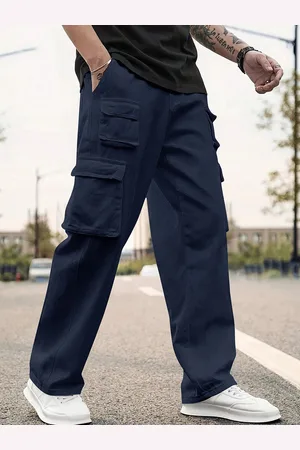 Zombom Men Relaxed Straight Leg Cargos Trousers