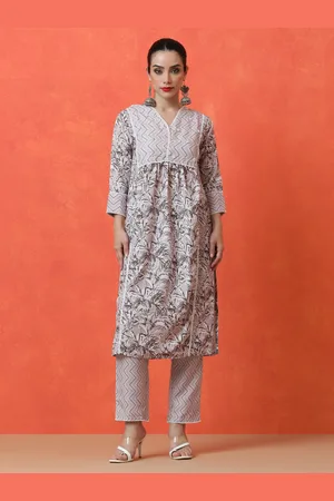 Jaipur Floral Printed V-Neck Pleated Beads & Stones A-Line Kurta With Trousers