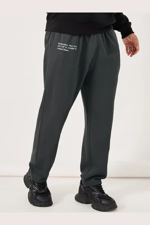 Styli Men Oversize Open Hem Cotton Jogger With Minimalist Graphic