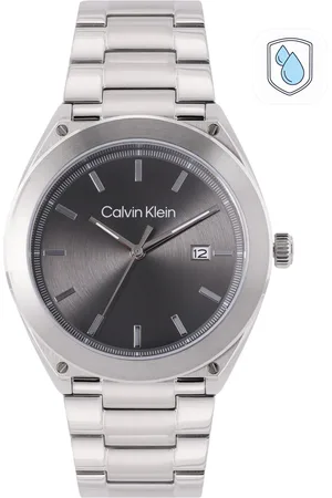 Calvin Klein Men Casual Essentials Bracelet Style Analogue Watch 25200196