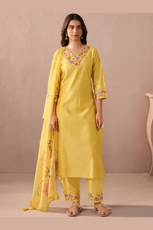 Indo Era Women Floral Embroidered Thread Work Liva Kurta with Trousers & With Dupatta