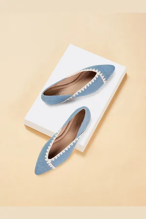 Pantaloons Textured Pointed Toe Ballerinas