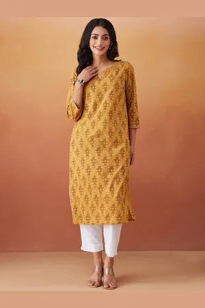 Fabindia Women Floral Printed Thread Work Kurta