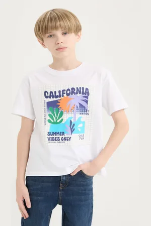 DeFacto Boys Typography Printed Applique T-shirt