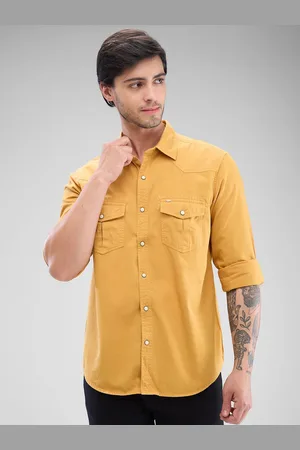 SPYKAR Men Solid Pocket Detailing Slim Fit Casual Shirt