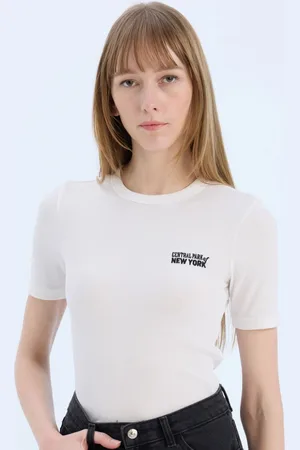 DeFacto Women Pockets T-shirt
