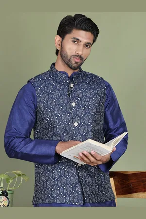 Jompers Ethnic Motifs Printed Mandarin Collar Straight Kurta With Churidar & Nehru Jacket