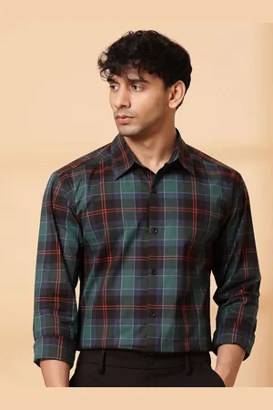 Rigo Men Opaque Checked Casual Shirt
