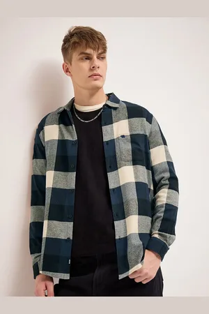 The Bear House Men Spread Collar Tartan Checked Cotton Slim Fit Casual Shirt