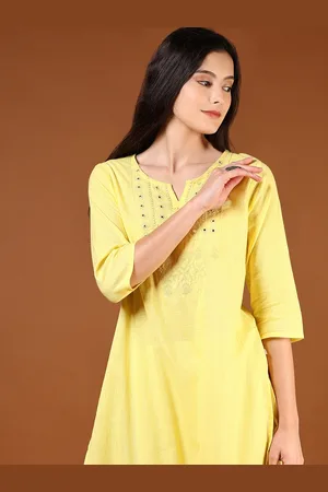 V-Mart Women Embroidered Thread Work Kurta