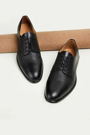 Lifestyle Men Textured Formal Derbys