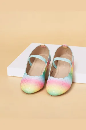 Pantaloons Girls Printed Ballerinas