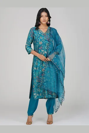 Charitra Women Floral Printed Regular Beads and Stones Kurta with Trousers & With Dupatta
