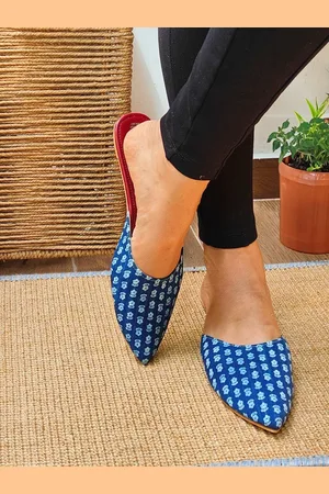 THE MADRAS TRUNK Women Printed Mules Flats