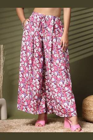 OOMPH Women Floral Printed Relaxed Trousers