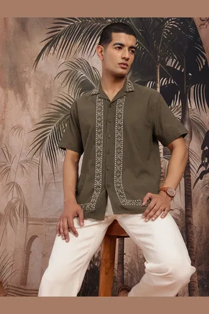 Sangria Geometric Printed Pure Cotton Casual Shirt
