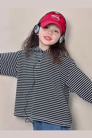 LULU & SKY Girls Striped V-Neck Monochrome Applique T-shirt