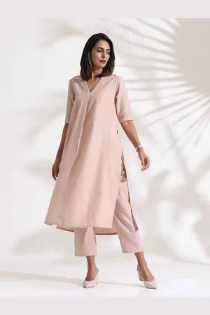 trueBrowns Women Regular V-Neck Straight Kurta with Trouser