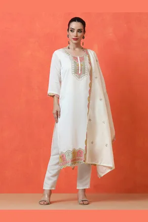 Jaipur Floral Embroidered Round Neck Chanderi Silk Kurta With Trousers And Dupatta