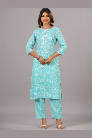 Amchoor Floral Printed Regular Straight Kurta With Trousers & Dupatta