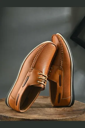 Mast & Harbour Men Textured Lace-Ups Boat Shoes